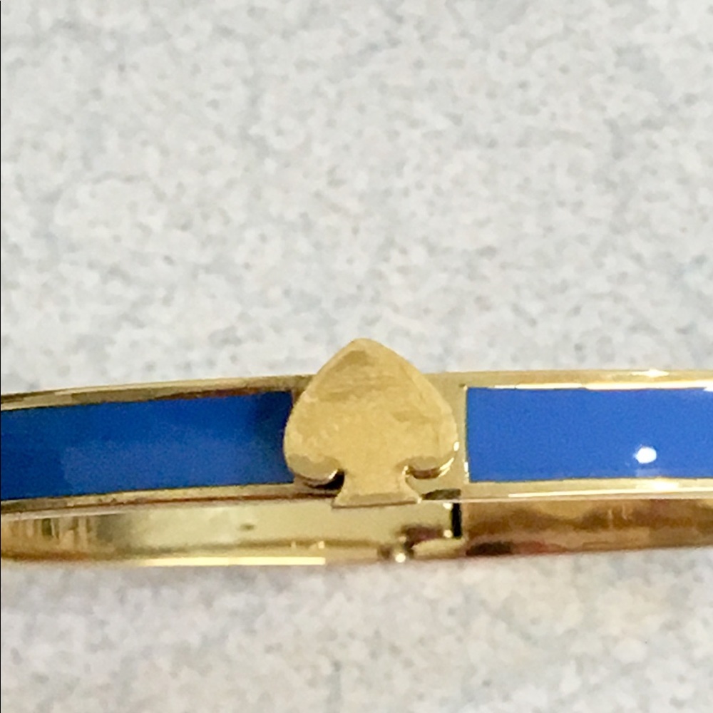 Gorgeous  NWOT kate spade  enamel hinged bangle! - Picture 4 of 6